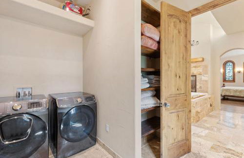 Broadmoor Retreat Luxe European Style Hot Tub - Foto 11