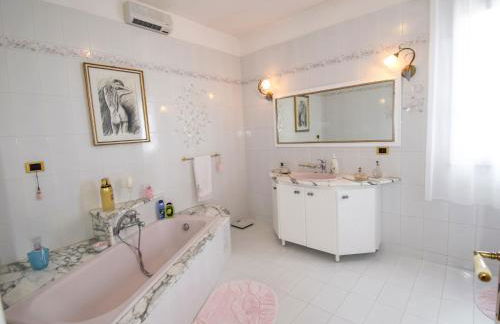 Apartment White Pool by Interhome - Photo 32