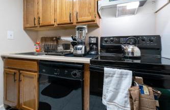 Booking.Com Exxlusive: Fully Furnished One Bedroom Entire Apartment With Full Size Bed. For One Person Or Couple, Soulmate Positive Friendship - Foto 7