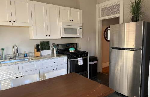 E2 Centrally located in Carytown fully fenced - Foto 19