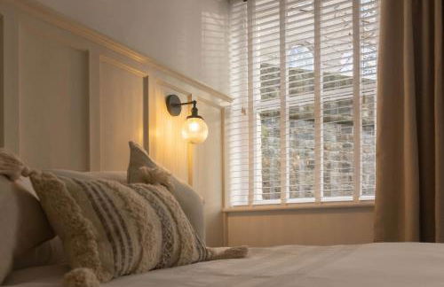 The Weights and Measures Office - Foto 12