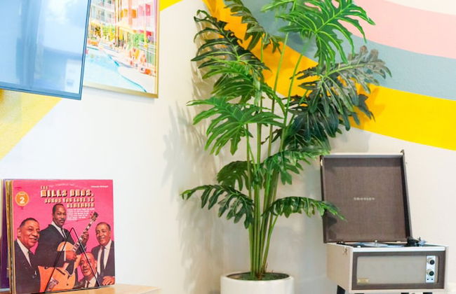 Loughlin Chandler - Foto 50