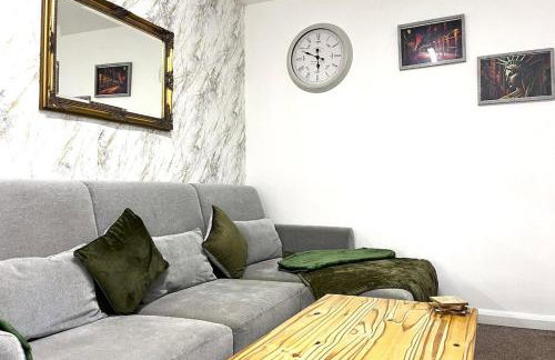 Cosy Flat 6 People, Short Drive - NEC-Airport-Birmingham-Solihull - Foto 16