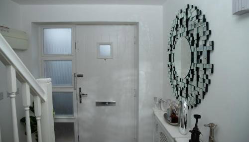 Broughton Haven 5 Beds House Free WiFi, Free parking, NETFLIX - Foto 4