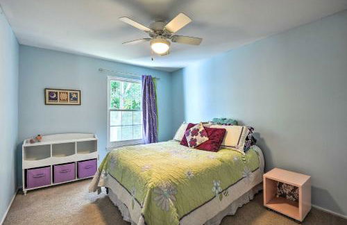 Burke Family Home with Deck and Easy City Access! - Foto 19