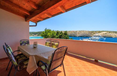 Apartments By the sea in Lopar - Photo 26