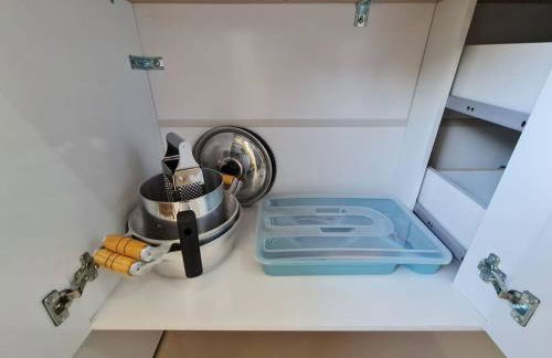 Kitnet404 central, com tv smart,linda vista para janela - Foto 10