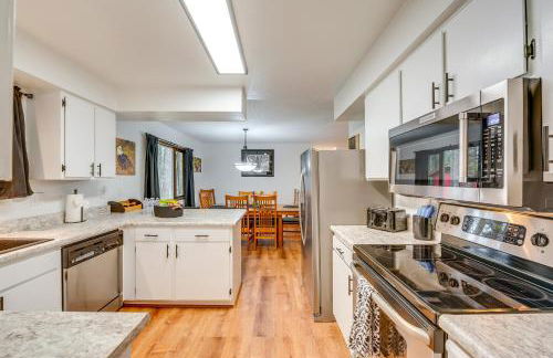 2 Mi to Mendenhall Glacier Forest-View Sanctuary! - Foto 8