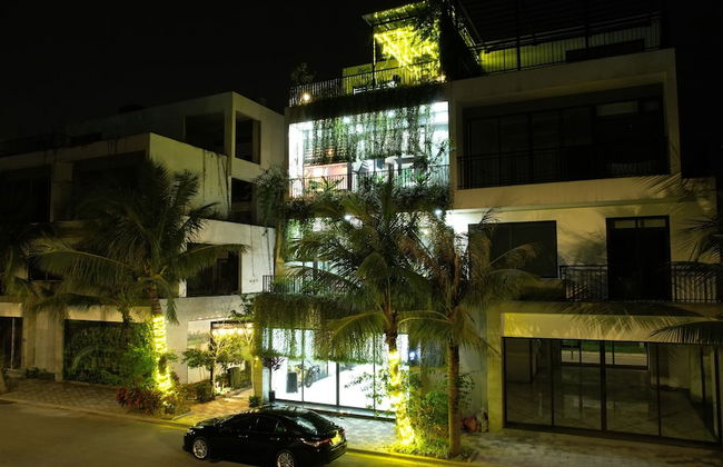 HALO ME Villa - Photo 35