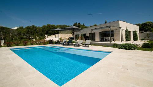 Villa Pietra - Photo 2