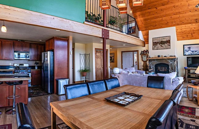 Sunset Chalet - 2600 Sq.ft. Multi-seasonal Retreat - Foto 12