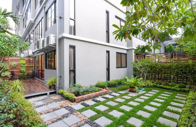 The Pad Silom Serviced Apartment - Photo 24