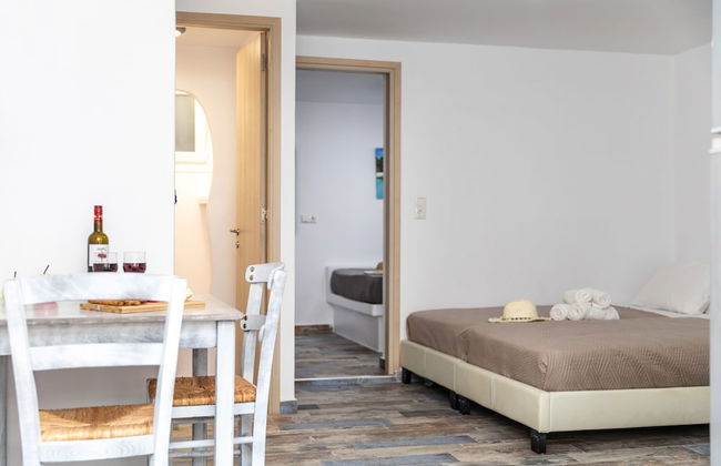 Depis Luxury Suites - Photo 54