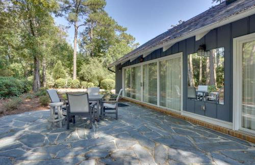 Cozy Abode with Yard about 1 Mi to Dtwn Summerville - Foto 32