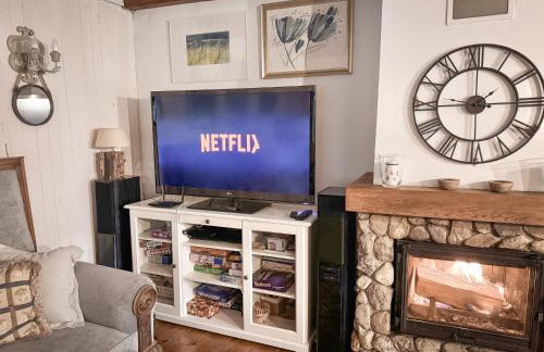 COZY COTTAGE IN THE WOODS - Przytulny domek w lesie - Photo 24