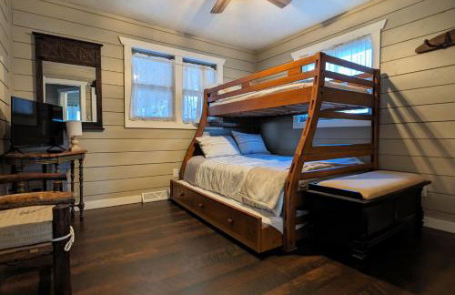 Modern Lakefront Retreat Near Brooklyn and Jackson Michigan - Foto 25