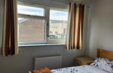 Spacious, 3 double bedroomed, free parking, 9 mins Elland Rd, nr Leeds City Centre - Foto 20