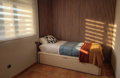 Sea View Villa - Pool BBQ & Beach - Barcelona - Photo 12