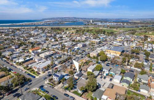 Beach Bungalow Perfection - Private Patios, BBQ walk2beach & Pet Friendly! - Foto 16