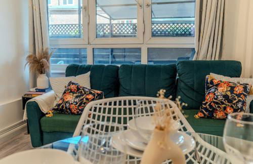 Business Leisure Near Canary Wharf Free Parking - Photo 12