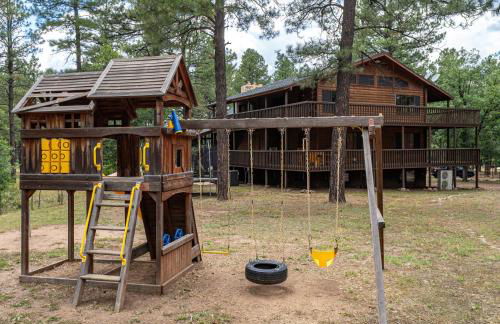 The Lodge Large Cabin, 17 Acres, Playground, Forest Access - Foto 49