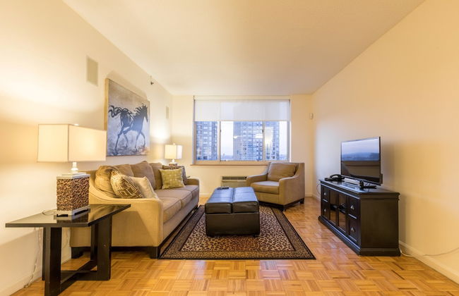 Bluebird Suites near Newport Center - Foto 24