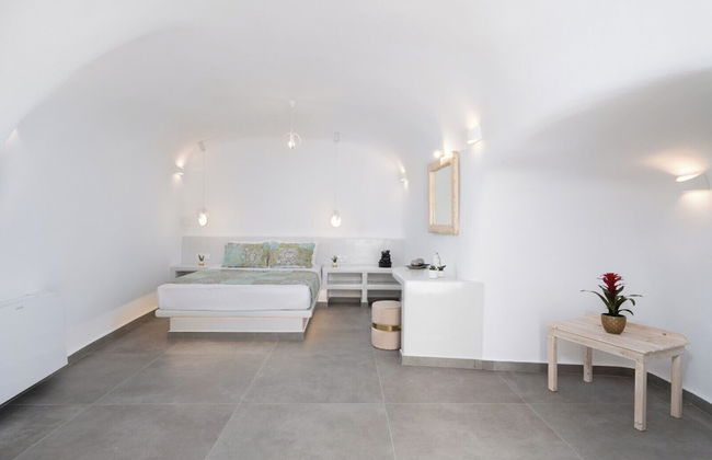 Yiota Collection 4 Suites & 4 Prive Jacuzzi - Foto 9