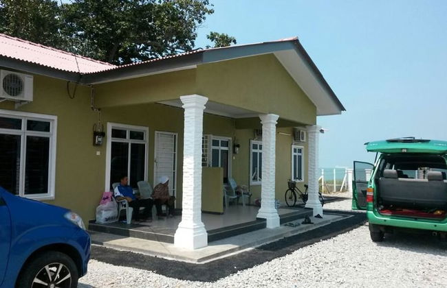 D'Pantai Homestay Kuala Sg. Baru - Photo 26