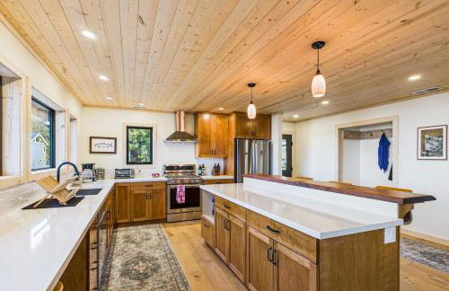 Beautiful Ocean View Cabin and Hot Tub! - Foto 19