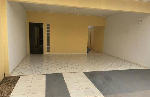 Casa com 2 quartos e garagem prox ao centro - Photo 3