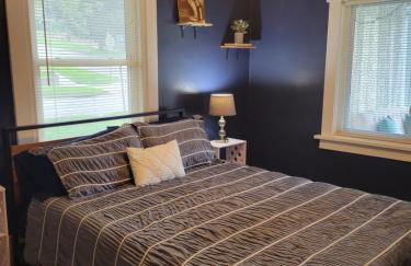 160inch Home Movie Theater- Great for movie night! - Foto 6