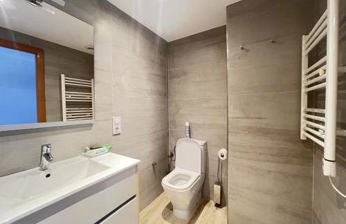 Apartamento Frente al Canal con Terraza y Vistas al Mar - Foto 33