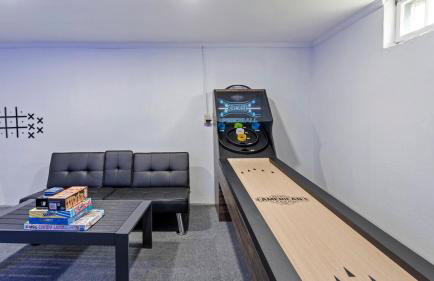 Newport Beach House with Huge Yard - Foto 26