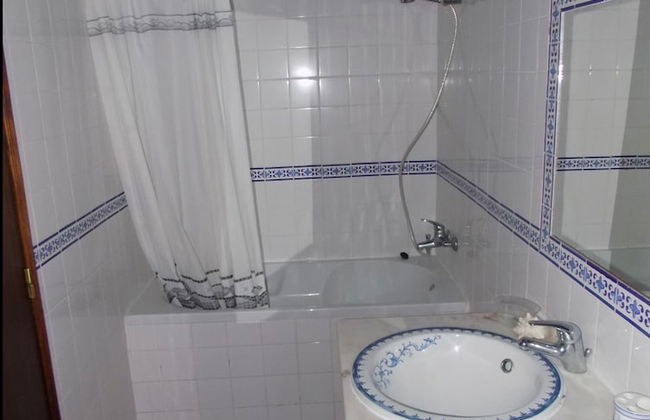 Casa da Felicidade - Three Bedroom House in Pataias - Foto 9