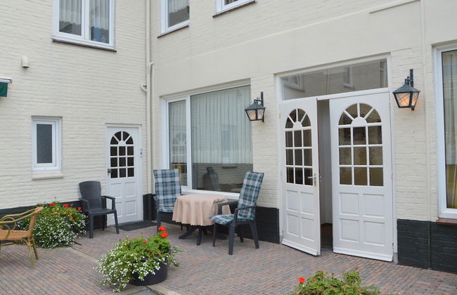 Snug Apartment in Schin op Geul Near Public Pool - Photo 50