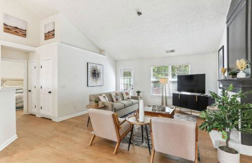 Sophisticated 3 Bedroom Retreat-Near Six Flags - Foto 7