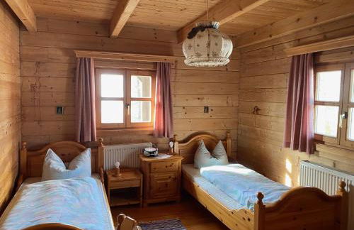 Berg-Panorama-Ferienwohnungen Gut-Lichtenau - Foto 27