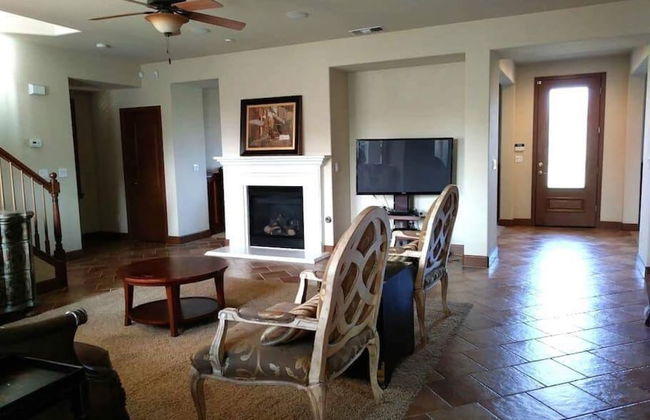 Luxury Custom Home in Oakdale Parkview - Foto 6