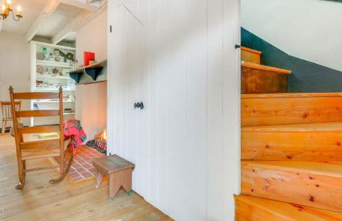 Historical Thurmont Escape with Furnished Deck! - Photo 9