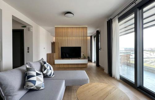 On the Edge - Suites & Apartments - Photo 6