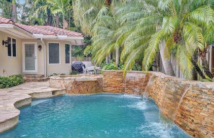 Coral Ridge Getaway by Avantstay Pool, Hot Tub, Billiards + 5mins to Beach! - Foto 14