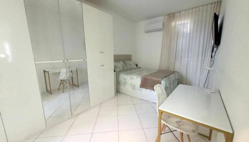 Apartamento próx à Orla Atalaia, com 2 Quartos climatizados - Foto 5