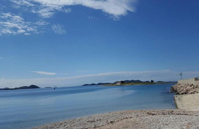 Spacious First Floor Accomodation With 2 Apartments, Near the Beach - Foto 39