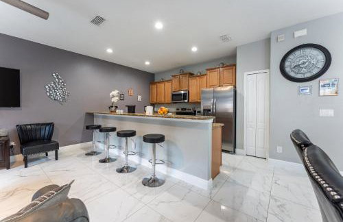 Four Bedroom Private Pool Townhome, near Disney - Foto 18