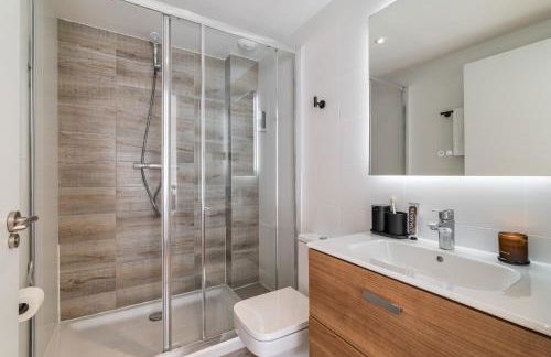 Port Forum Apartments by Olala Homes - Photo 100