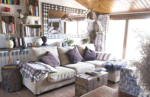 LES LLÚDRIGUES Casa Loft con aire ac y terraza - Foto 15