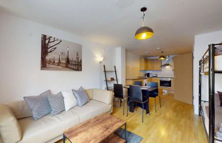 Bright and cosy 1 bed flat next to Tower Bridge - Photo 11