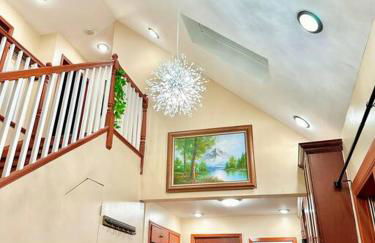 Chic Chalet River Views & Access - Foto 3