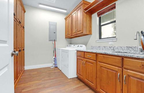 Beautiful Lakefront Cabin - Something For Everyone - Photo 31