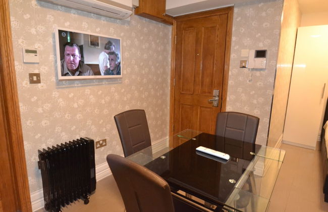 Paddington Apartments - Photo 5